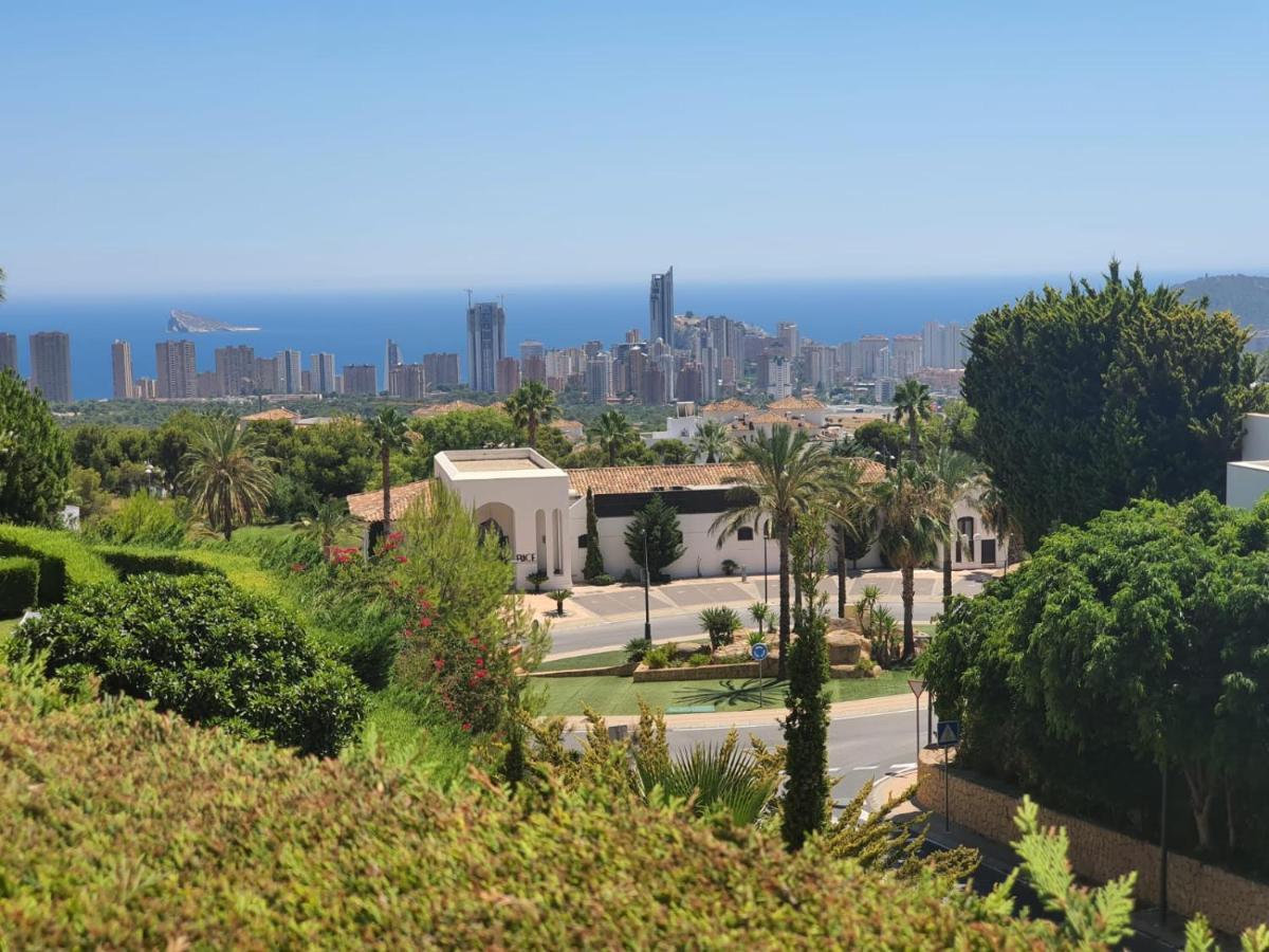 Luxyry Apartament Benidorm Фінестрат Екстер'єр фото