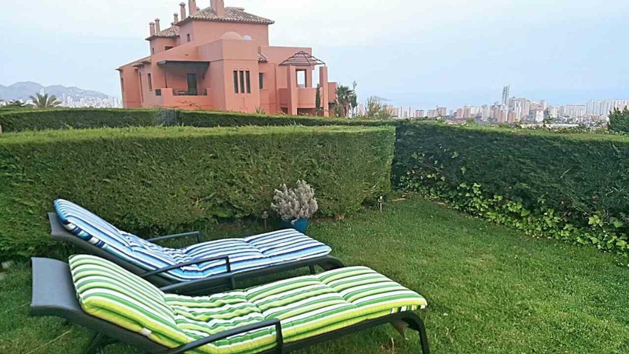 Luxyry Apartament Benidorm Фінестрат Екстер'єр фото